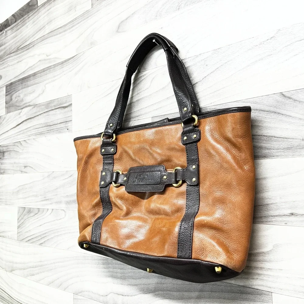 Stone Mountain‎ Leather Tote Bag Women's Brown Black Studded Detail Zip Pockets
